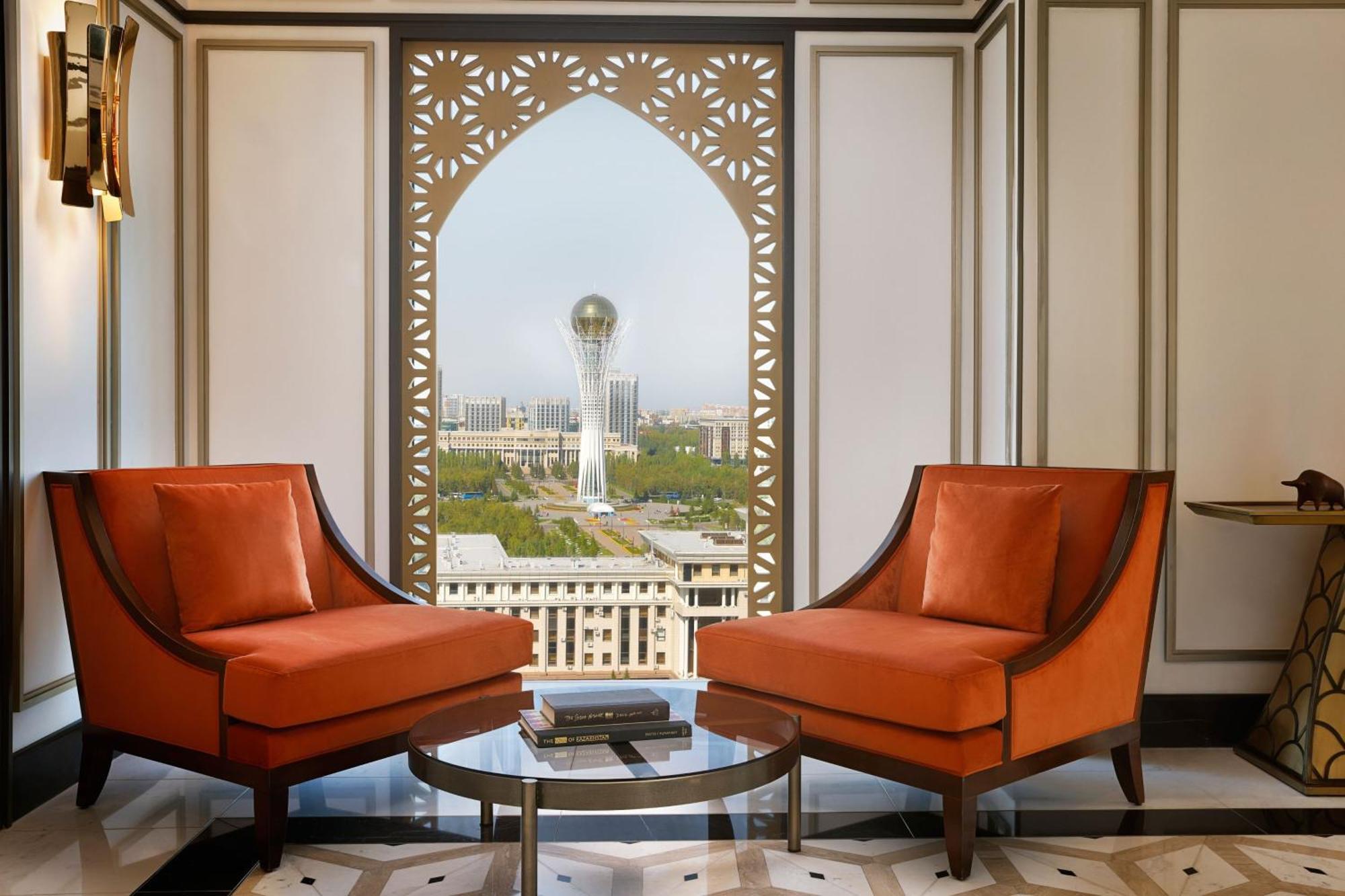 Sheraton Astana Hotel Ngoại thất bức ảnh A view of the Bayt Al Mubarak from the hotel